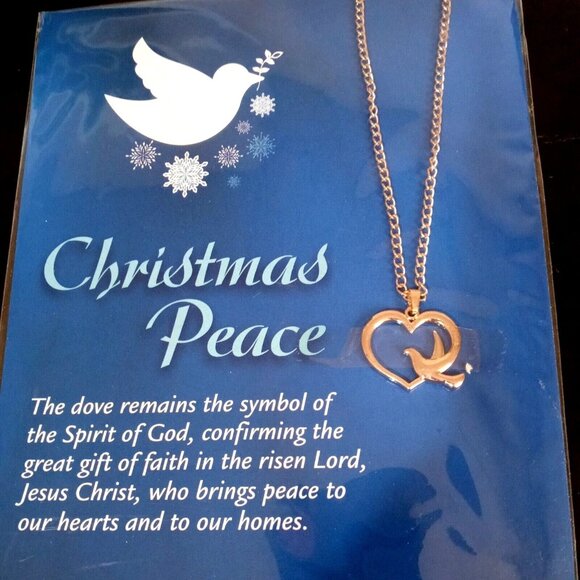Christmas Peace Heart Dove Pendant Necklace Spirit of God Gold Tone 20" - Picture 2 of 7